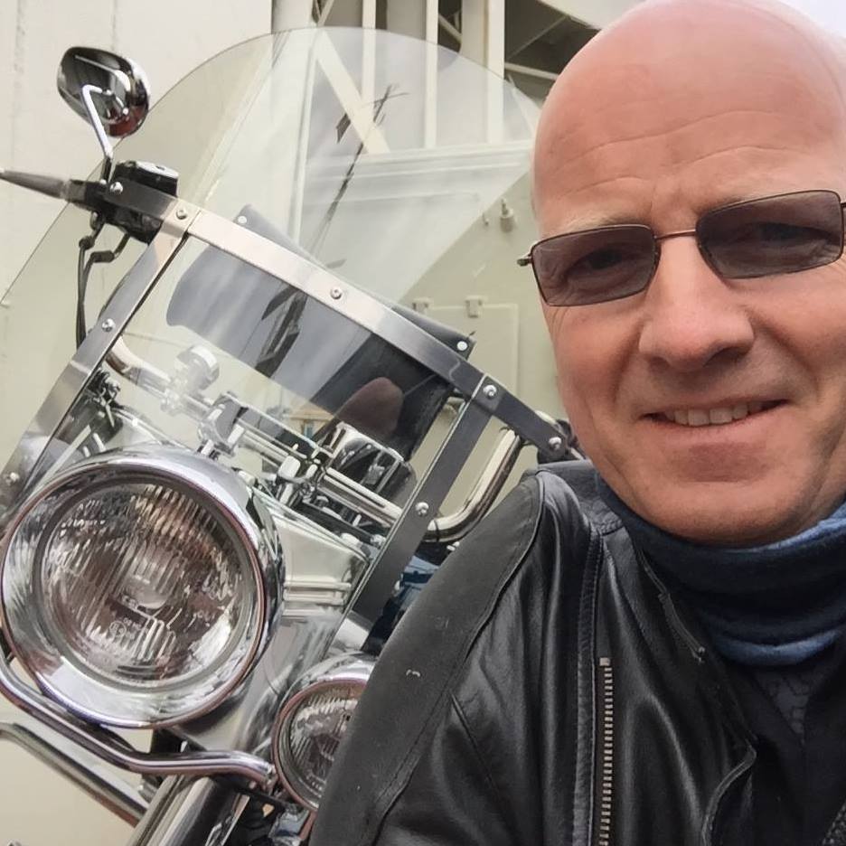 Arve Syvertsen style=